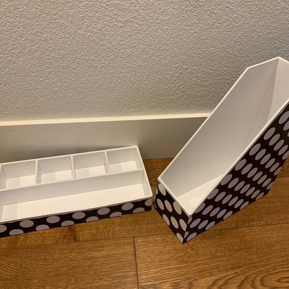 Never Used Desk Set
